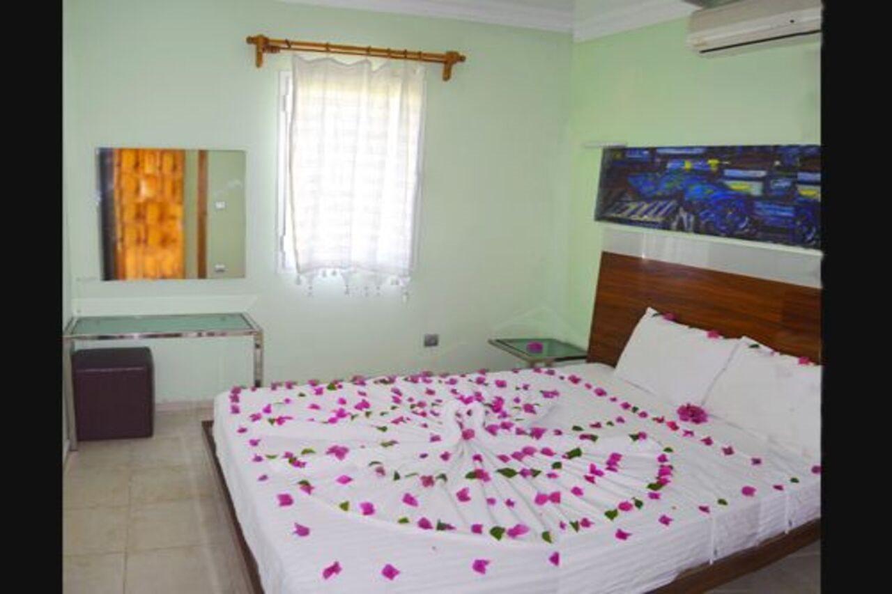 Bitez Sunset Apart Otel Bagian luar foto